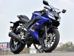 Yamaha R15v4